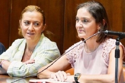 Virginia Barcones y Reyes Maroto, en la reunión del Ministerio en la que se cerró el plan de viabilidad de Siro en junio de 2022.-E. M.