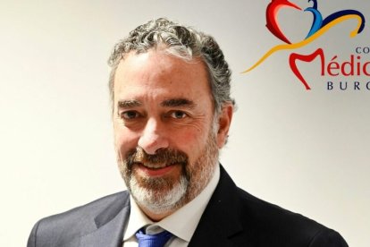 Joaquín Fernández de Valderrama, presidente del Colegio de Médicos de Burgos.- E. M.