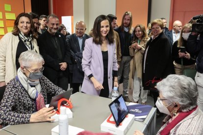 La ministra de Derechos Sociales y Agenda 2030, Ione Belarra, visita en León el Centro de Referencia Estatal de Atención a Personas en Situación de Dependencia.- ICAL