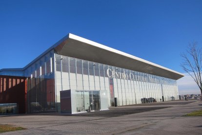 Fachada principal del Centro Cultural Miguel Delibes de Valladolid - EUROPA PRESS
