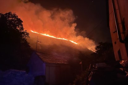 Incendio en Matalavilla, León.- TWITTER INFOCYL