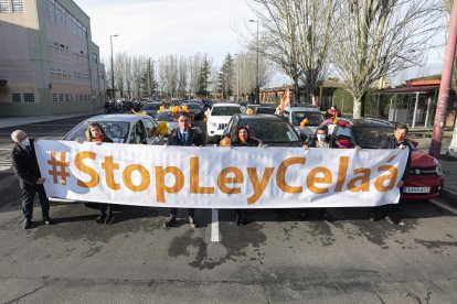 Manifestación en León contra la ley Celaá.- ICAL