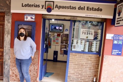 Villamañán celebra el quinto premio de la Lotería.- ICAL