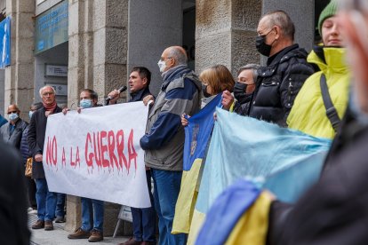 El Foro Social de Segovia convoca una concentración bajo el lema 'No a la Guerra'. -ICAL