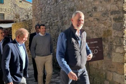 Su majestad el rey Felipe VI durante su vista a Medinaceli.- HDS