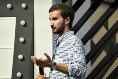 El economista e ingeniero vallisoletano Alberto Gimeno durante una conferencia.- EL MUNDO