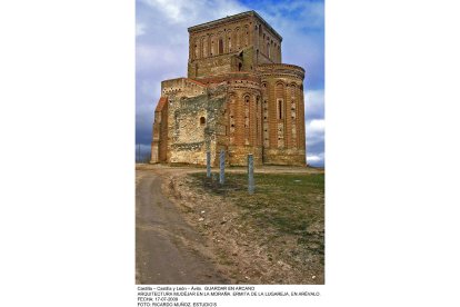 Ermita mudéjar de la Lugareja, a dos kilómetros de Arévalo. RICARDO MUÑOZ