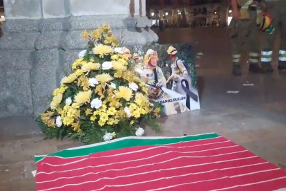 Marcha silenciosa en la Plaza Mayor por los dos fallecidos en Losacio. - E.M.