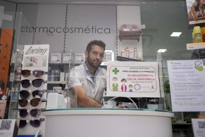 Guillermo Martín es un farmacéutico y bloguero de Salamanca responsable de 'Farmacia enfurecida'.- ICAL