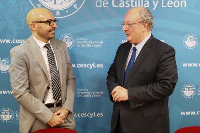 El Cescyl y la Asociación Española de Economía del Trabajo (AEET) firman un protocolo y organizarán dos foros anuales para estudiar y formular propuestas en el marco de la reconstrucción económica y social. -ICAL