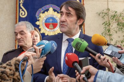 Suárez-Quiñones, en la Escuela de Policía de Ávila. | ICAL
