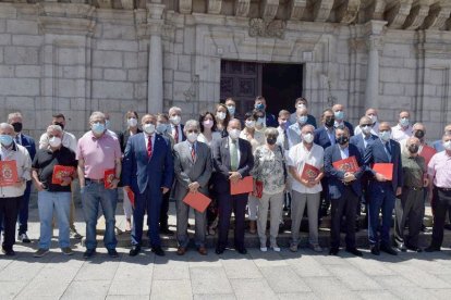 Asistente al 30 aniversario del Consejo Comarcal del Bierzo. - ICAL