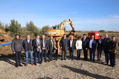 El presidente de la Junta de Castilla y León, Alfonso Fernández Mañueco, presenta las mejoras del depósito regulador del abastecimiento de agua del alfoz de Zamora. ICAL