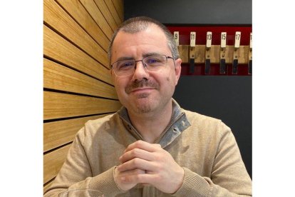 Abel Renuncio, ginecólogo del HUBU y vocal de la Junta Directiva de la Sociedad Española de Contracepción (SEC), | EM