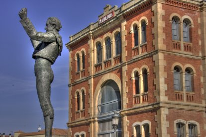 Plaza de toros de La Glorieta de Salamanca - BMF Toros