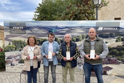 Entrega de los galardones "Pueblos con Futuro" que entregan la plataforma para luchar contra la despoblación 'Vente a vivir a un pueblo' e Iberdrola. -ICAL