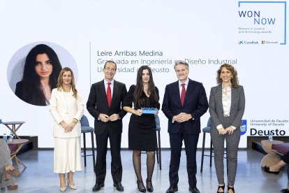 Leire Arribas Medina durante la entrega del premio. EL MUNDO