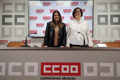 La secretaria de Mujeres y Políticas de Igualdad de CCOO Castilla y León, Yolanda Martín (i), y la secretaria confederal de Mujeres, Igualdad y Condiciones de Trabajo de CCOO, Carolina Vidal, en la rueda de prensa. - E. PRESS