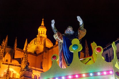SS.MM. los Reyes Magos de Oriente, visitan Segovia - ICAL