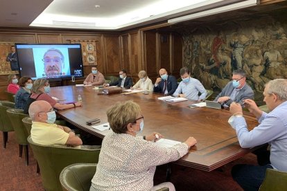 El alcalde de León, José Antonio Diez, preside la Junta de Gobierno Local. - AYTO LEÓN