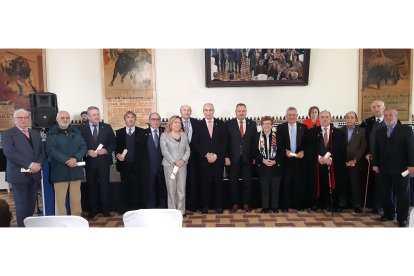 Clausura de los días de la Casa de León en Sevilla. ICAL