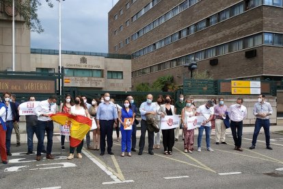 Concentración contra los indultos en Valladolid, encabezada por el vicepresidente Igea. - EUROPA PRESS