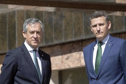 El presidente y el director general de Eurocaja Rural en la sede de la entidad. - EUROCAJA RURAL - Archivo. Europa Press.