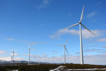 Aerogeneradores en la comarca de El Bierzo (León)