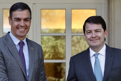 Pedro Sánchez y Alfonso Fernández Mañueco, en una imagen de archivo.