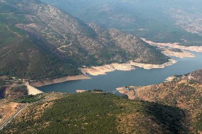 Pantano del Burguillo, en una imagen de archivo