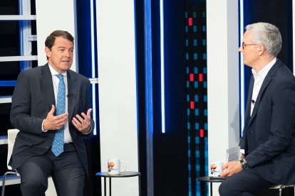 El presidente de la Junta, Alfonso Fernández Mañueco, interviene en el programa 'Cuestión de Prioridades' de CyLTV