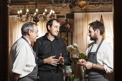 El restaurante fue el primero de Castilla y León en recibir una estrella verde en 2021 por su compromiso por la sostenibilidad y el entorno.