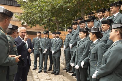 incorporación de guardias alumnos en prácticas en los cuarteles de Castilla y León. Participa el delegado del Gobierno, Nicanor Sen, y el general jefe de la Zona de Castilla y León de la Guardia Civil, José Antonio Fernández de Luz.