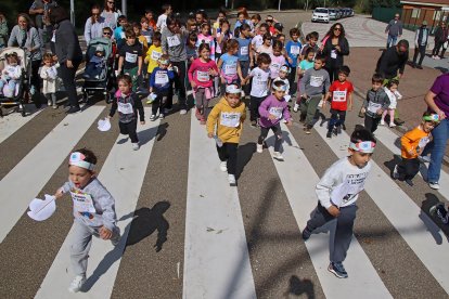 Escolares de diversas provincias protagonizan la II Carrera por Darío para recaudar fondos para investigar la Fibrodisplasia Osificante Progresiva