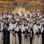 Los máximos responsables de la entidad optaron por desarrollar un acto de despedida de la Semana Santa en el interior de la iglesia Jesús Divino Obrero de León.