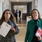 La viceportavoz del Grupo Parlamentario Socialista en las Cortes de Castilla y León, Patricia Gómez, y la secretaria general del GPS, Rosa Rubio.