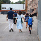 Imagen de archivo del primer día de clase de un niño de Primaria en Castilla y León