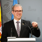 El consejero de Industria, Comercio y Empleo, Mariano Veganzones, valora los datos de paro registrado relativos al mes de junio.