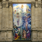 El Trasaltar de la Catedral Nueva de Salamanca acoge el acto de inauguración del cuadro. El pensamiento ante el misterio de la Creación, Redención y Resurrección, del artista salmantino Florencio Maíllo.