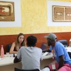 Subsaharianos de Mali y Senegal en el centro Barnabitas de Palencia