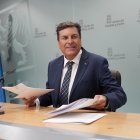 El consejero de Economía y Hacienda y portavoz, Carlos Fernández Carriedo