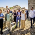 Los consejeros Santonja y Lucas durante su visita a la iglesia del Rivero de San Esteban