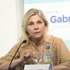 La directora territorial de CaixaBank en Castilla y León, Belén Martín, participa en el coloquio ‘Financiación empresarial y nuevas oportunidades’ en la XII edición del Curso Universitario Prensa y Poder