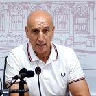 El alcalde de León, José Antonio Diez, en una rueda de prensa este lunes