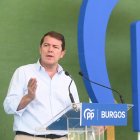 El presidente del Partido Popular de Castilla y León, Alfonso Fernández Mañueco, participa en la tradicional comida popular de inicio del curso político del PP de Burgos