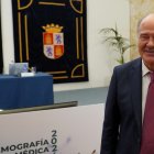 El presidente del CCOMCYL, José Luis Díaz Villarig, presenta el estudio 'Demografía médica en Castilla y León'