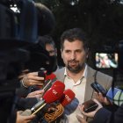 El secretario general del PSOE de Castilla y León, Luis Tudanca, participa en una asamblea con la militancia del PSOE de Burgos