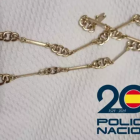 Una de las joyas hurtadas.