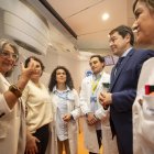 El presidente de la Junta participa en el acto de celebración del primer aniversario de la Unidad Satélite de Radioterapia de Ávila