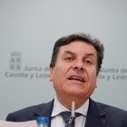 El consejero de Economía y Hacienda y portavoz de la Junta, Carlos Fernández Carriedo, comparece en rueda de prensa posterior al Consejo de Gobierno.